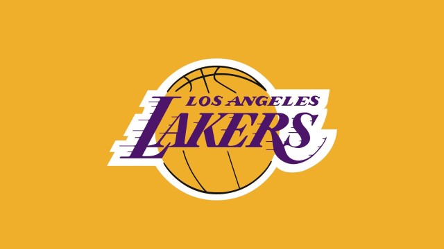 伊朗球迷在雪中烤羊肉串助威，被冬奥组委点名表扬，伊朗足球场