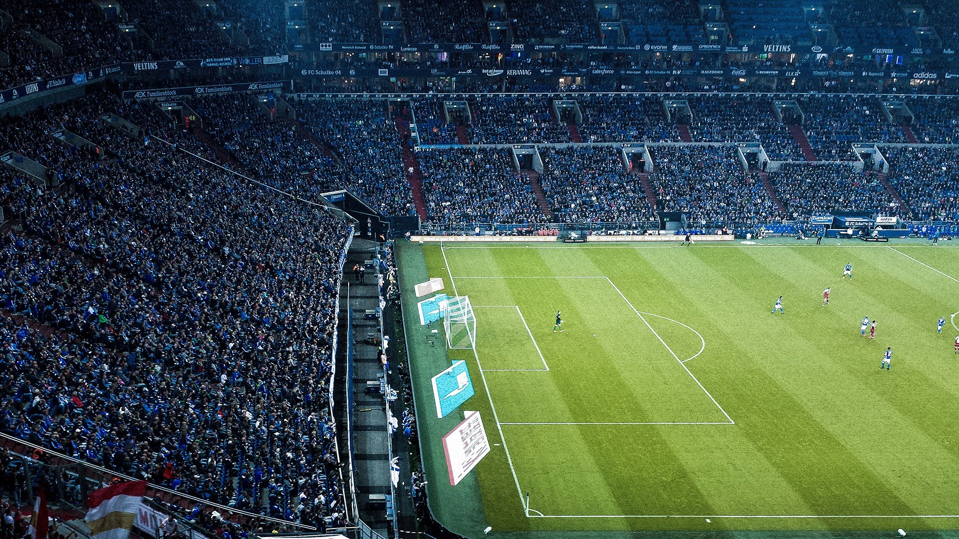 力战凶猛对手，坚守阵地拼尽全力